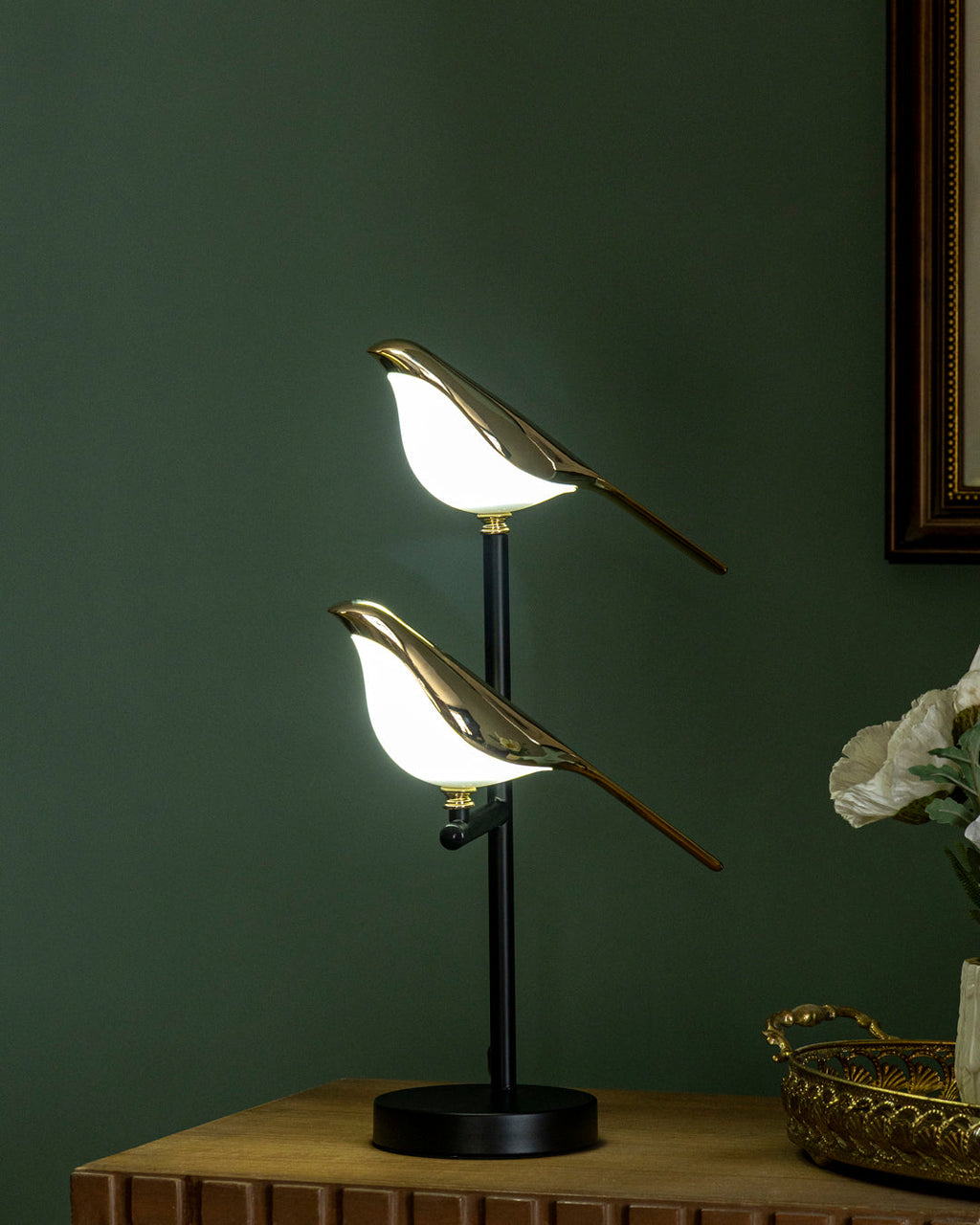 Aves 2-Bird Ambient Desk Lamp