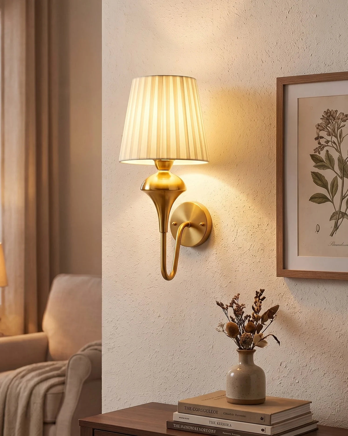 Trumpet Base Wall Light